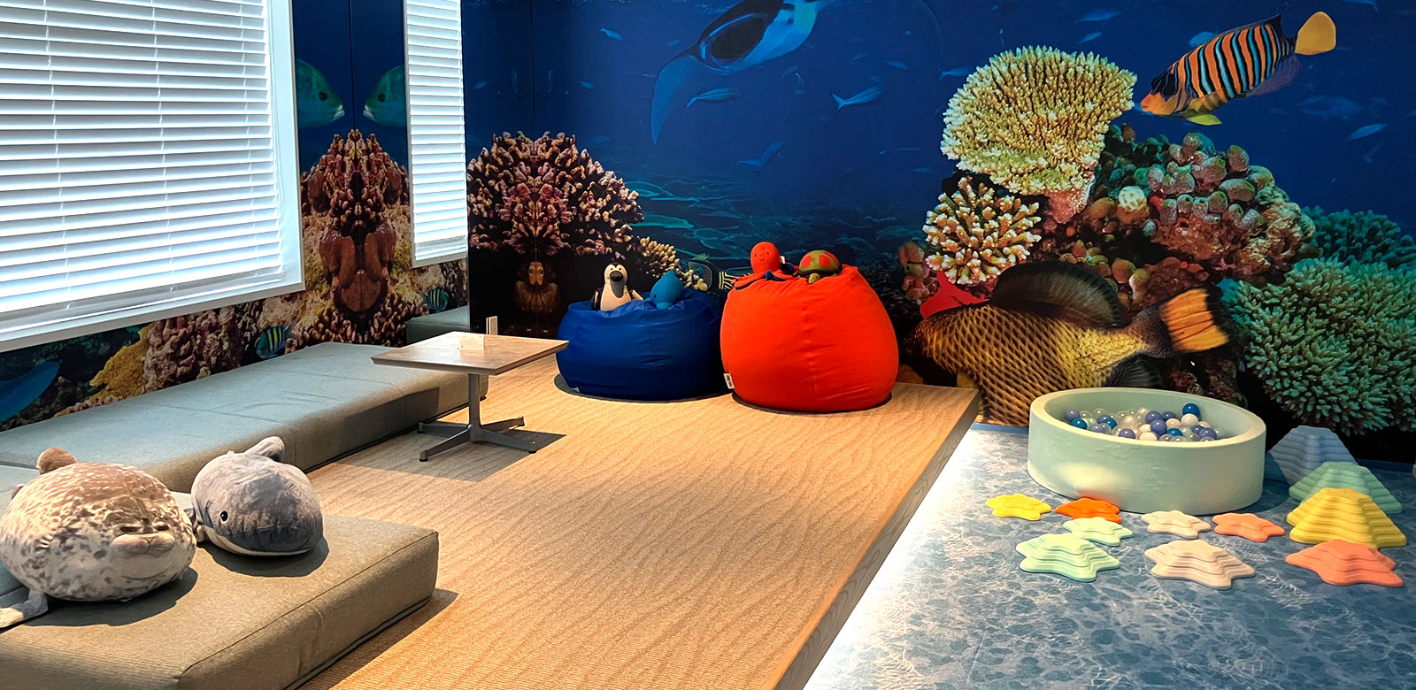 FAMILY SUITE AQUARIUM